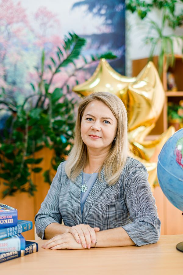 Михайлова Марина Геннадьевна.